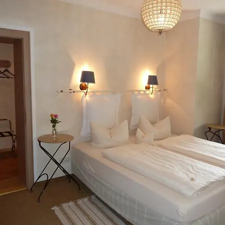 Sonnwend Garni Hotel Kreuth